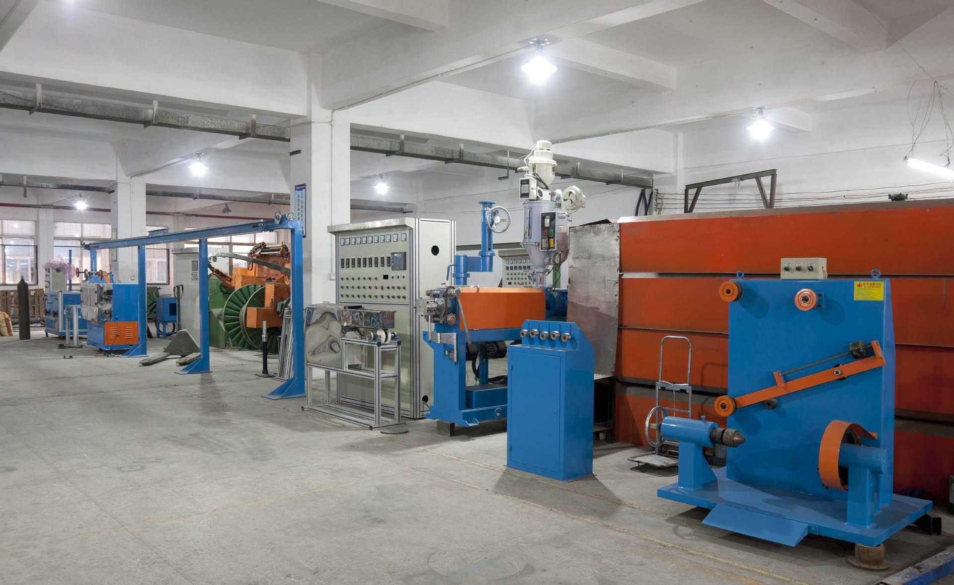 尼龍護(hù)套料擠出機(jī)的基本要求!